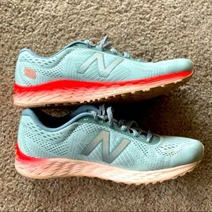 Women’s New Balance Fresh Foam Arishi Warisca1 Running shoe size 7.5